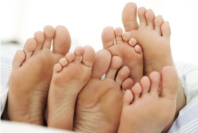 Cleansing treatment through the feet